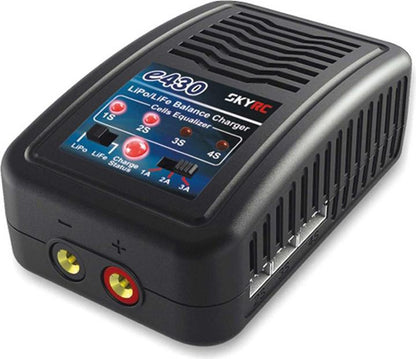 SkyRC e430 LiPo / LiFe Balance Ladegerät 2–4S – 30W / 3A